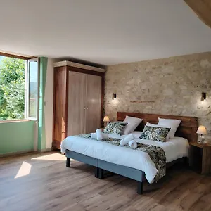 Couette-café Et D'hotes Le Vieux Chene, Lhuis